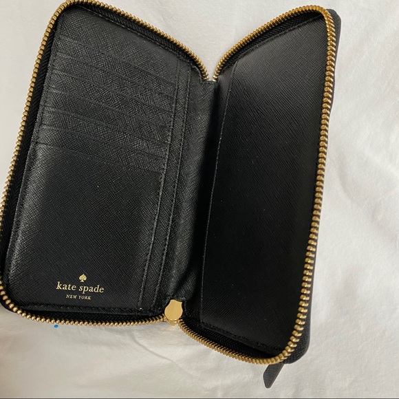Kate Spade Wristlet - Picture 6 of 6